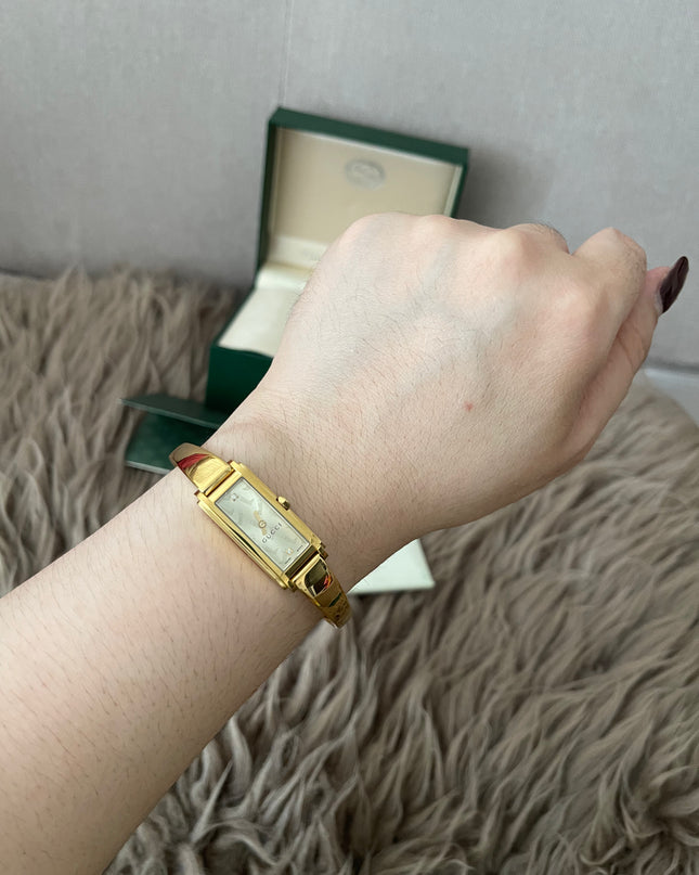 Preloved Authentic Gucci G-Line Champagne Boot Dial – 18k Gold Plated Bangle Watch