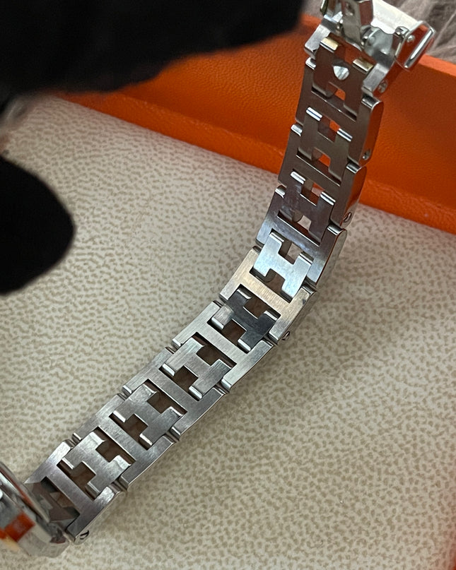 Preloved Authentic Hermès Clipper Watch 2 tone 24MM 16.5cm