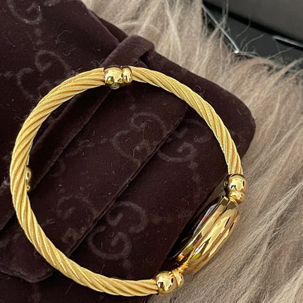 Preloved Authentic Gucci Ladies Bangle Gold Tone MOP Dial 15.5cm