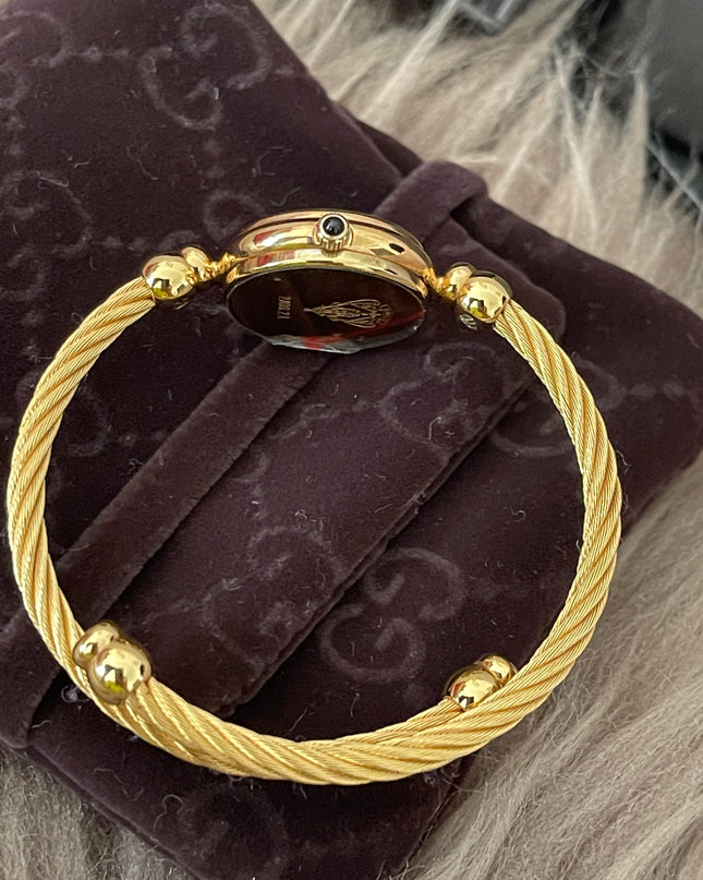 Preloved Authentic Gucci Ladies Bangle Gold Tone MOP Dial 15.5cm