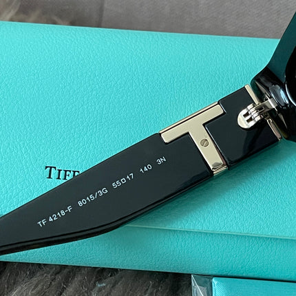 Preloved Authentic Tiffany & Co. Tiffany T sunglasses