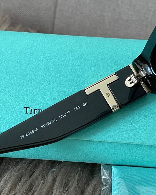 Preloved Authentic Tiffany & Co. Tiffany T sunglasses