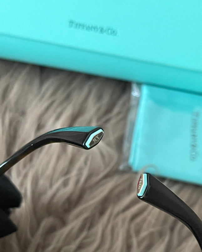 Preloved Authentic Tiffany & Co. Tiffany T sunglasses