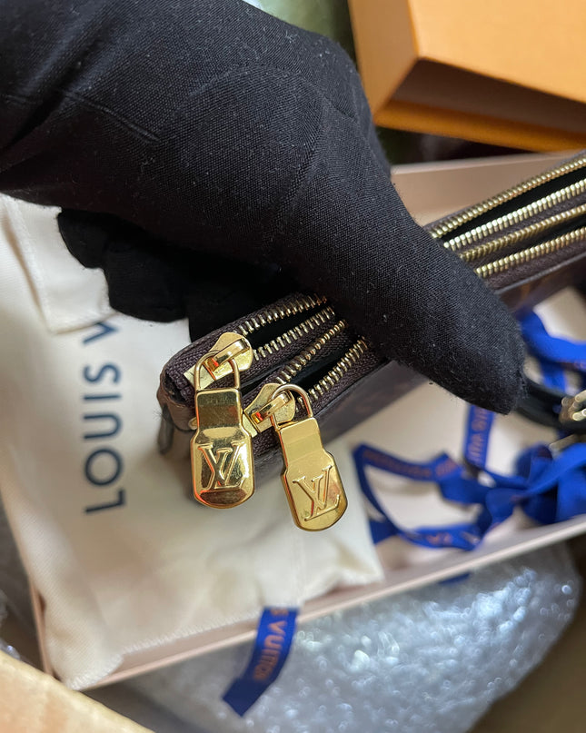 Preloved Louis Vuitton Monogram Giant Reverse Pochette Double Zip Crossbody Bag