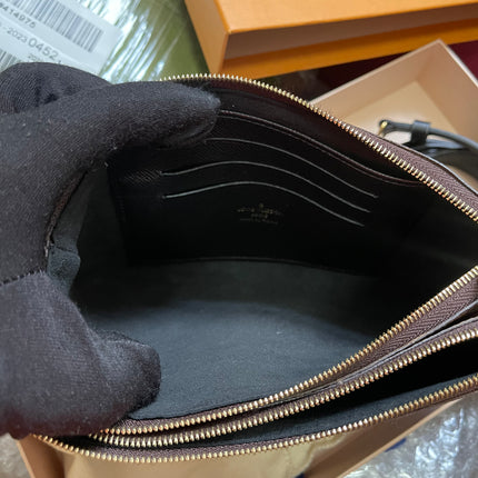 Preloved Louis Vuitton Monogram Giant Reverse Pochette Double Zip Crossbody Bag