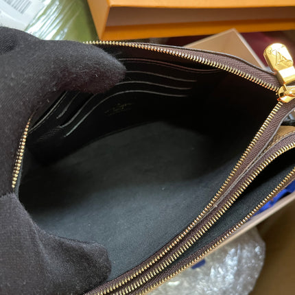 Preloved Louis Vuitton Monogram Giant Reverse Pochette Double Zip Crossbody Bag