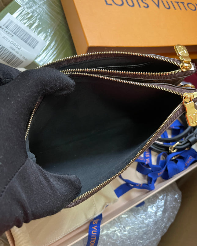 Preloved Louis Vuitton Monogram Giant Reverse Pochette Double Zip Crossbody Bag