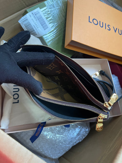 Preloved Louis Vuitton Monogram Giant Reverse Pochette Double Zip Crossbody Bag