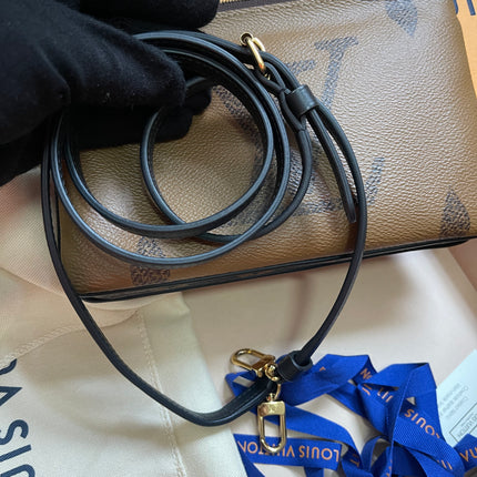 Preloved Louis Vuitton Monogram Giant Reverse Pochette Double Zip Crossbody Bag