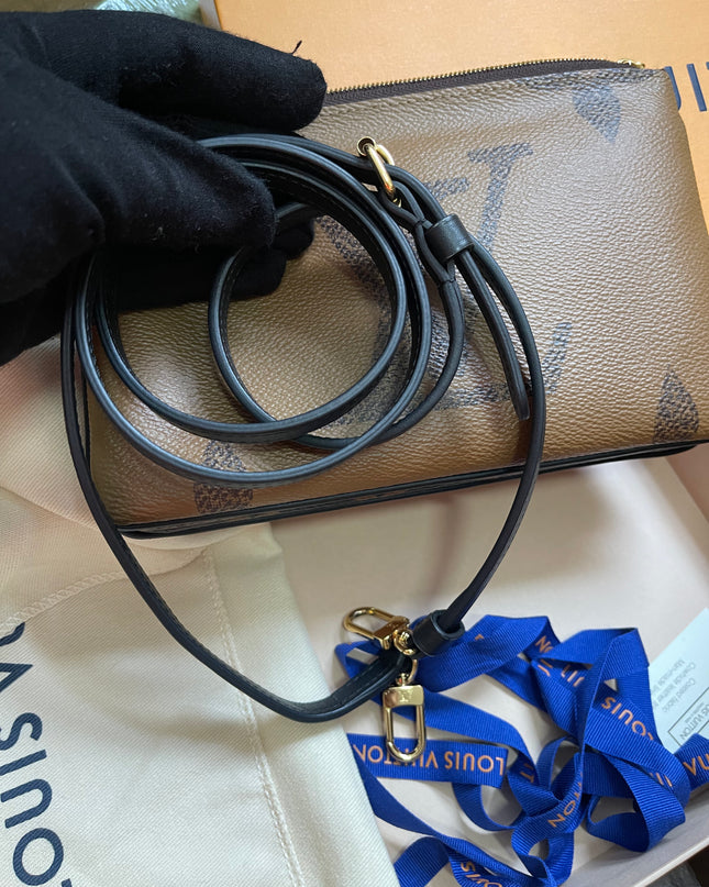 Preloved Louis Vuitton Monogram Giant Reverse Pochette Double Zip Crossbody Bag