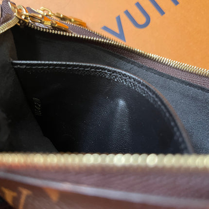 Preloved Louis Vuitton Monogram Giant Reverse Pochette Double Zip Crossbody Bag