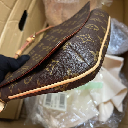 BIG DROP!! Preloved Louis Vuitton  2001 Musette Tango shoulder bag