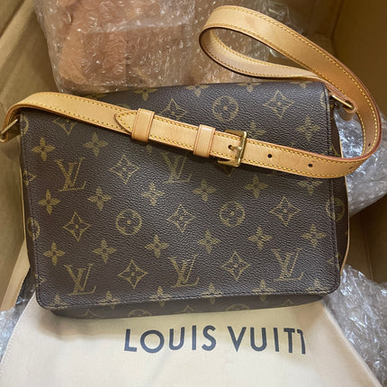 BIG DROP!! Preloved Louis Vuitton  2001 Musette Tango shoulder bag