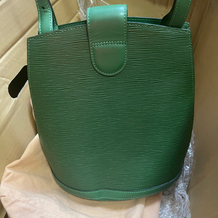 Preloved Louis Vuitton Green Epi Leather Cluny Shoulder Bag