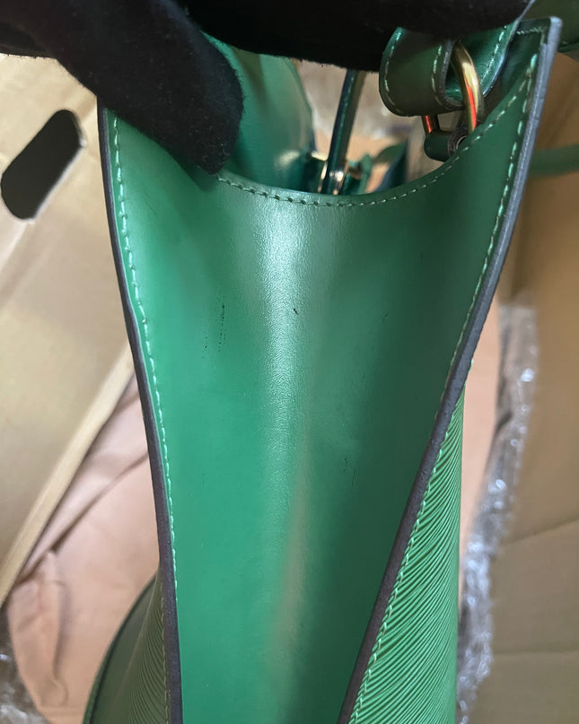 Preloved Louis Vuitton Green Epi Leather Cluny Shoulder Bag