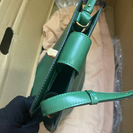 Preloved Louis Vuitton Green Epi Leather Cluny Shoulder Bag
