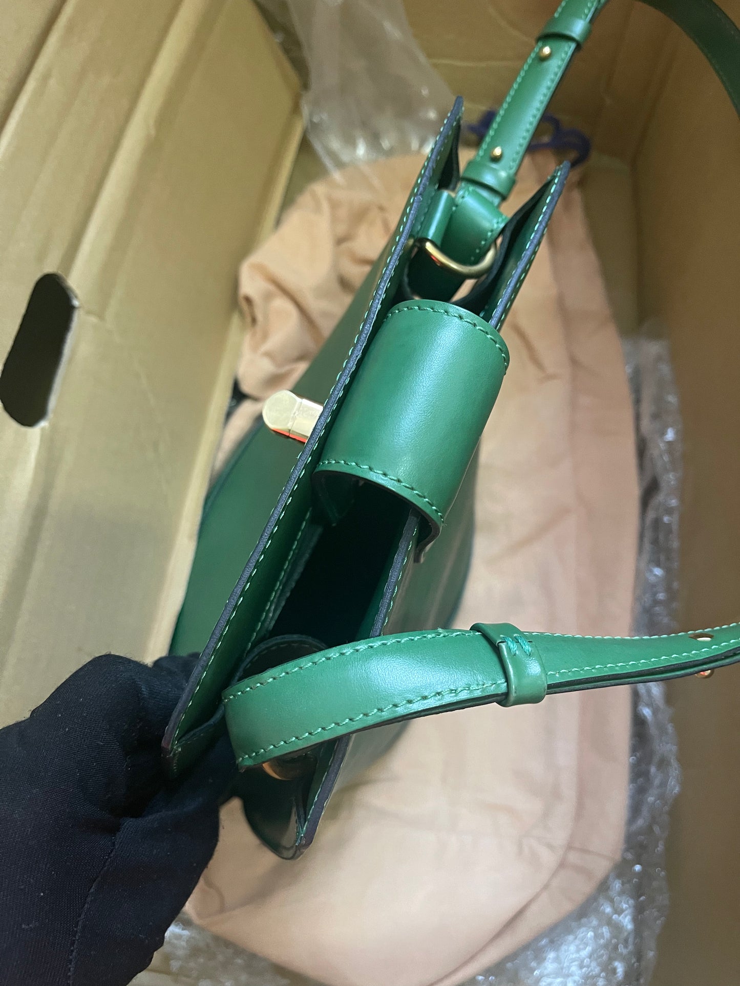 Preloved Louis Vuitton Green Epi Leather Cluny Shoulder Bag
