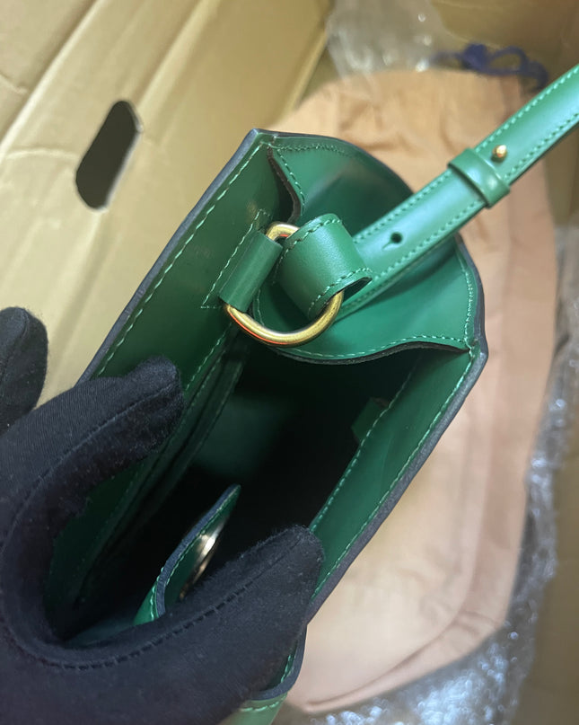 Preloved Louis Vuitton Green Epi Leather Cluny Shoulder Bag