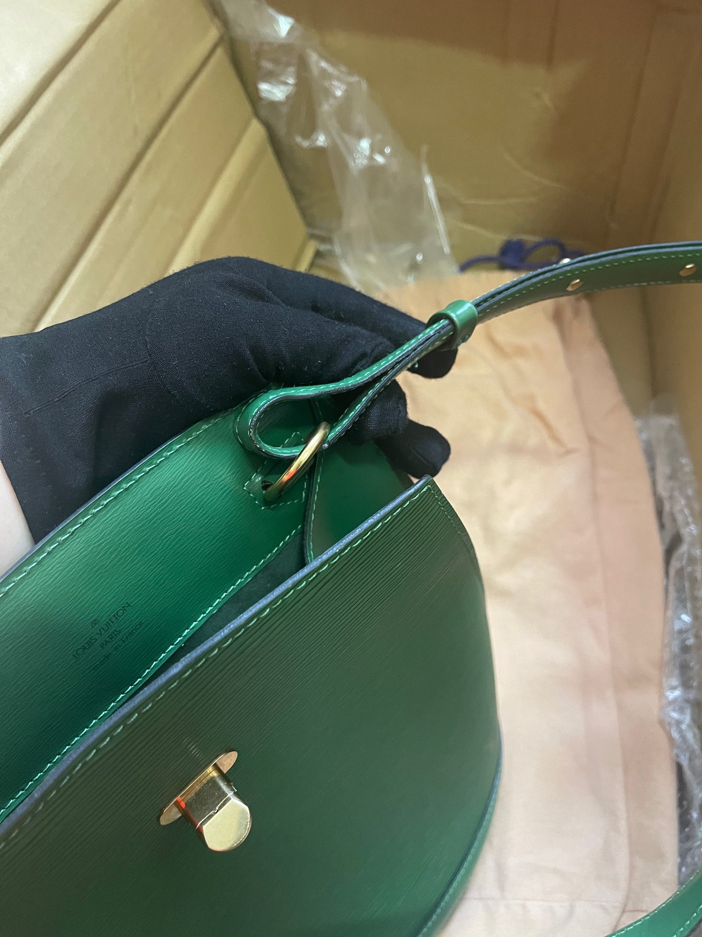 Preloved Louis Vuitton Green Epi Leather Cluny Shoulder Bag