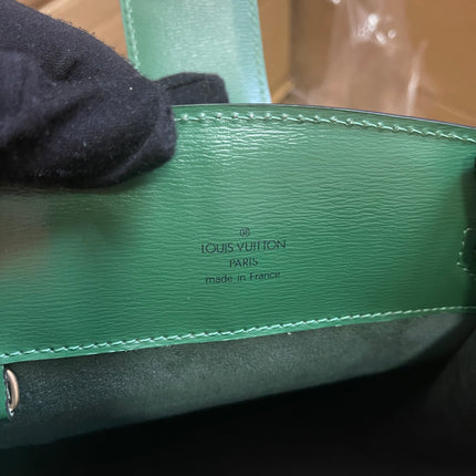 Preloved Louis Vuitton Green Epi Leather Cluny Shoulder Bag