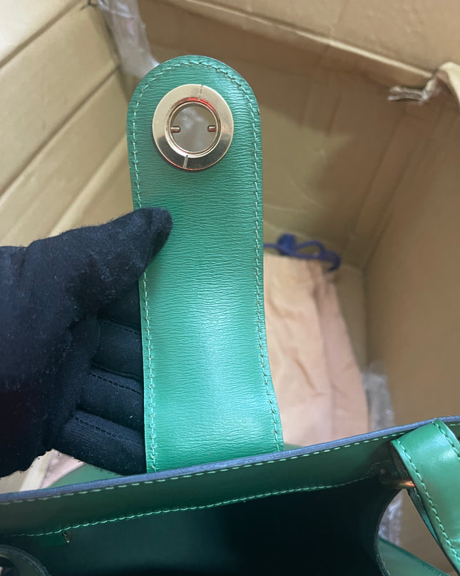 Preloved Louis Vuitton Green Epi Leather Cluny Shoulder Bag