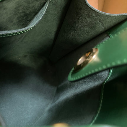 Preloved Louis Vuitton Green Epi Leather Cluny Shoulder Bag