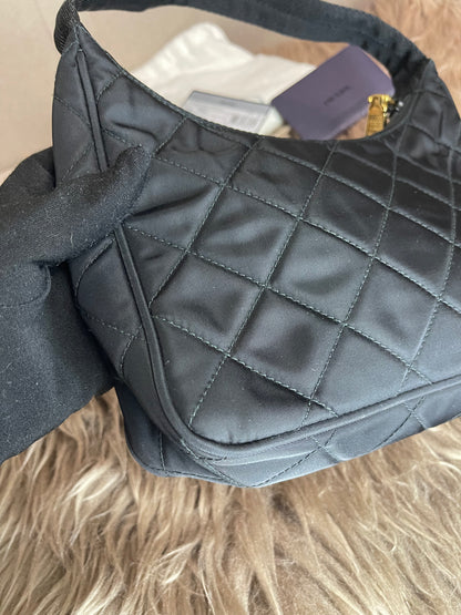 BIG DROP!! Preloved Prada Re-Edition Quilted Nylon Bag – Black