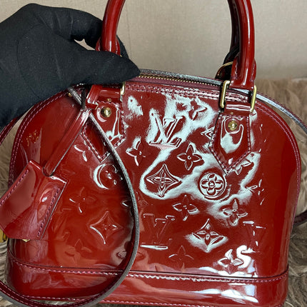Preloved Louis Vuitton Vernis Alma BB – Red