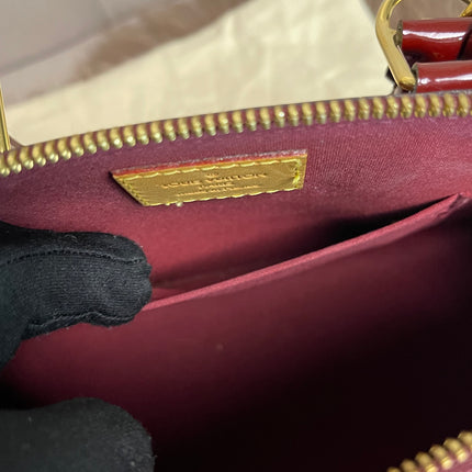 Preloved Louis Vuitton Vernis Alma BB – Red