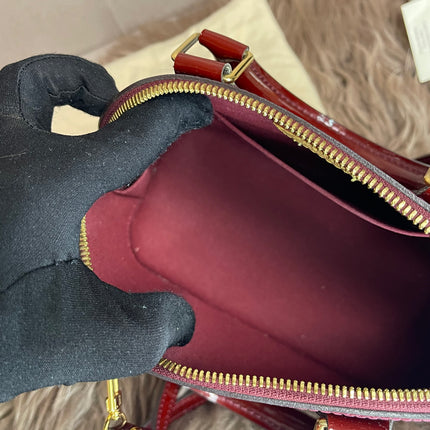 Preloved Louis Vuitton Vernis Alma BB – Red