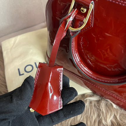 Preloved Louis Vuitton Vernis Alma BB – Red