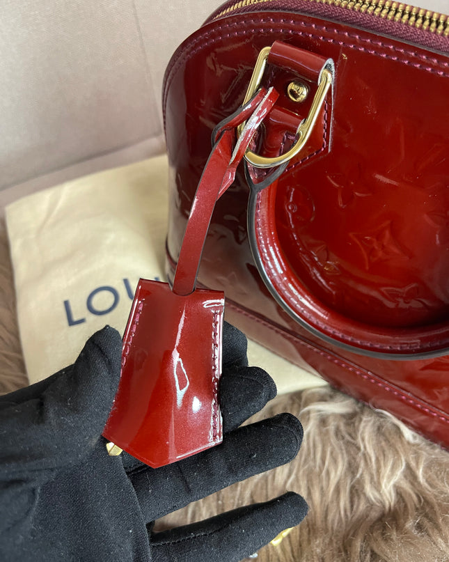 Preloved Louis Vuitton Vernis Alma BB – Red