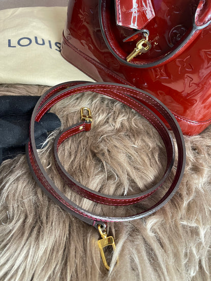 Preloved Louis Vuitton Vernis Alma BB – Red