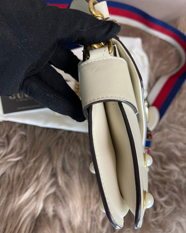 Preloved Gucci Bee Pearl Bag
