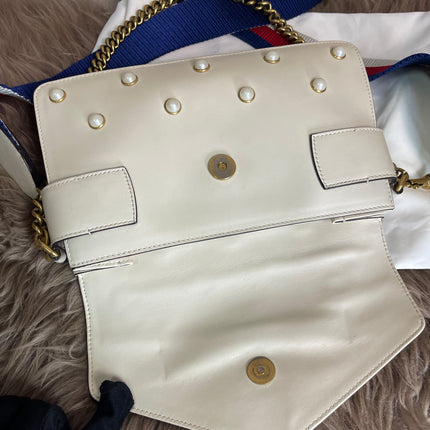 Preloved Gucci Bee Pearl Bag