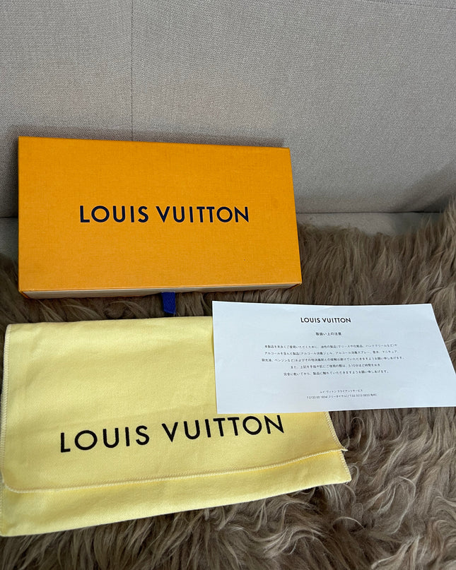 Preloved Louis Vuitton Wallet Organizer