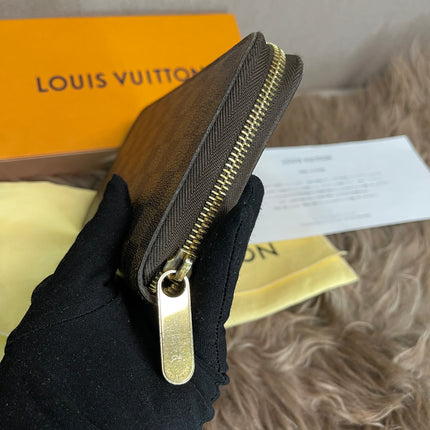 Preloved Louis Vuitton Wallet Organizer