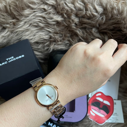 Unused Marc Jacobs "The Round" watch
