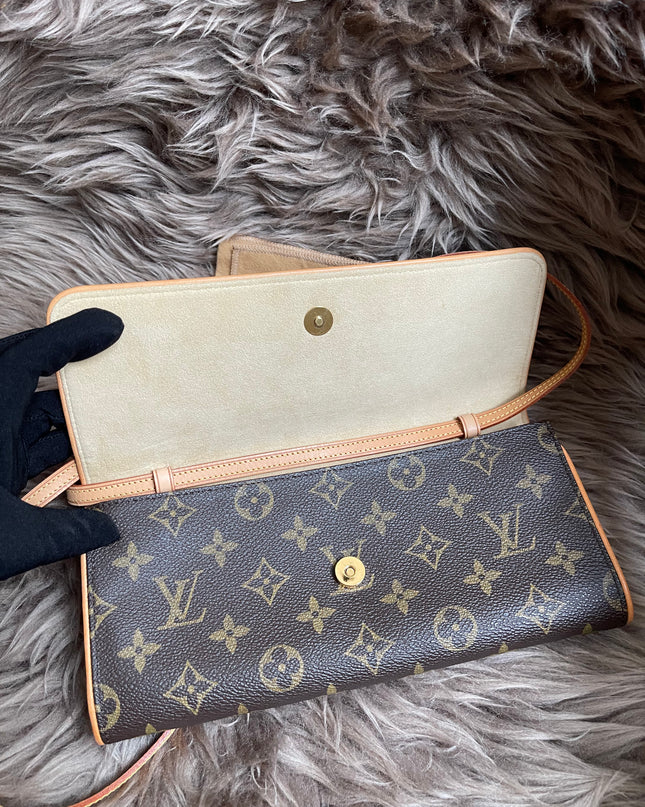 Preloved Louis Vuitton Pochette Twin GM in Monogram canvas
