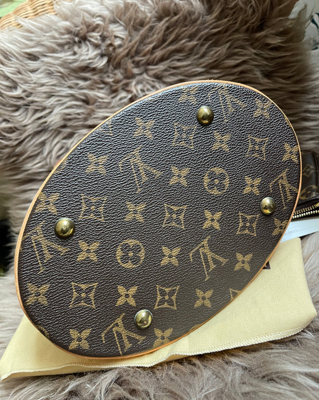 Preloved Louis Vuitton Petit Bucket Bag w/pouch