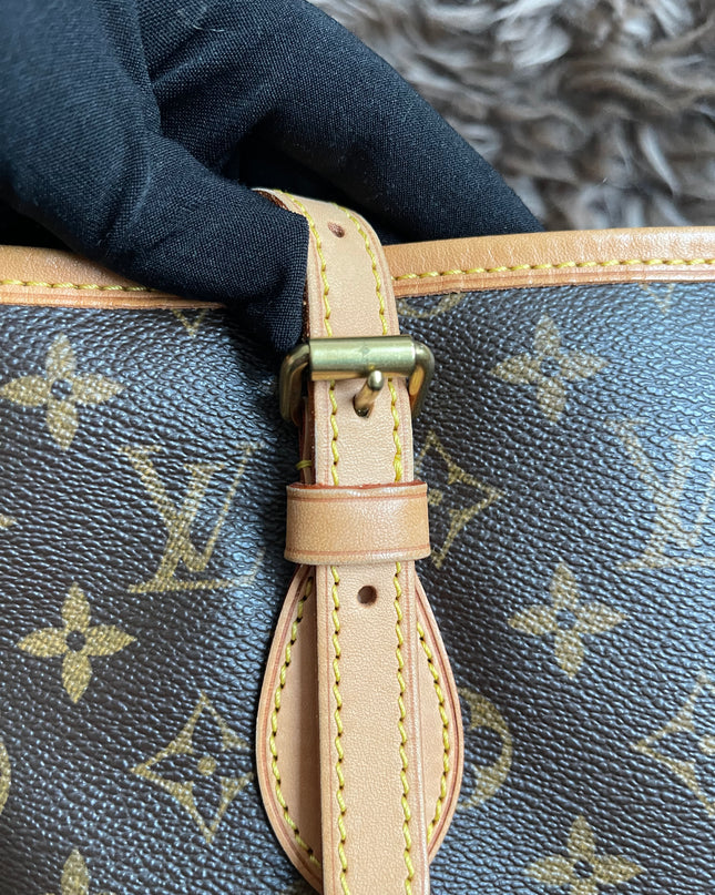 Preloved Louis Vuitton Petit Bucket Bag w/pouch