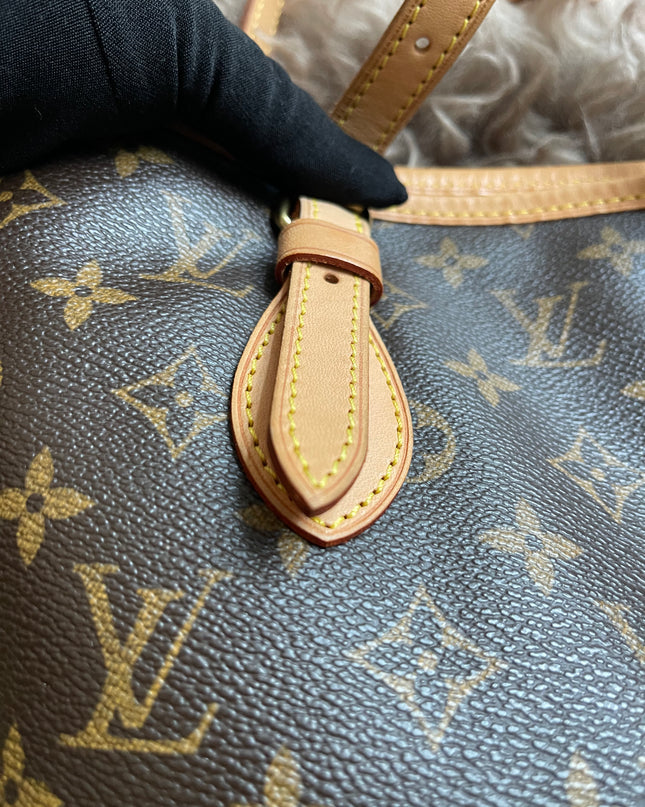 Preloved Louis Vuitton Petit Bucket Bag w/pouch