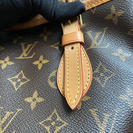 Preloved Louis Vuitton Petit Bucket Bag w/pouch