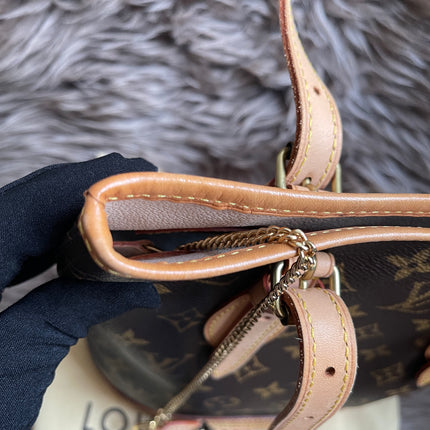 Preloved Louis Vuitton Petit Bucket Bag w/pouch