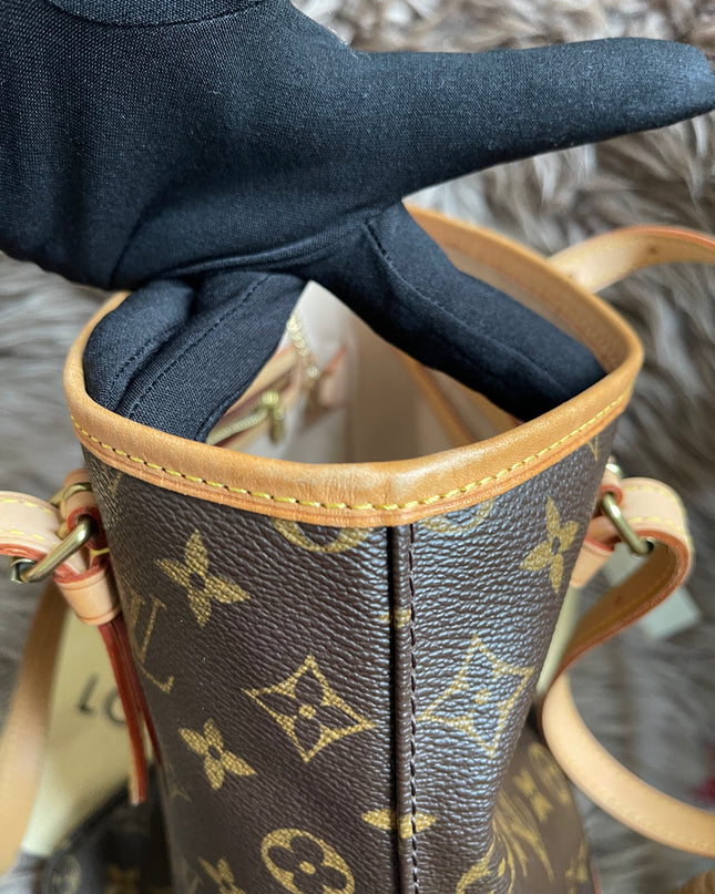 Preloved Louis Vuitton Petit Bucket Bag w/pouch