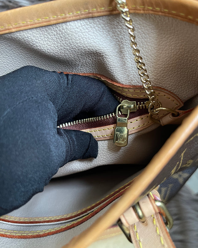 Preloved Louis Vuitton Petit Bucket Bag w/pouch