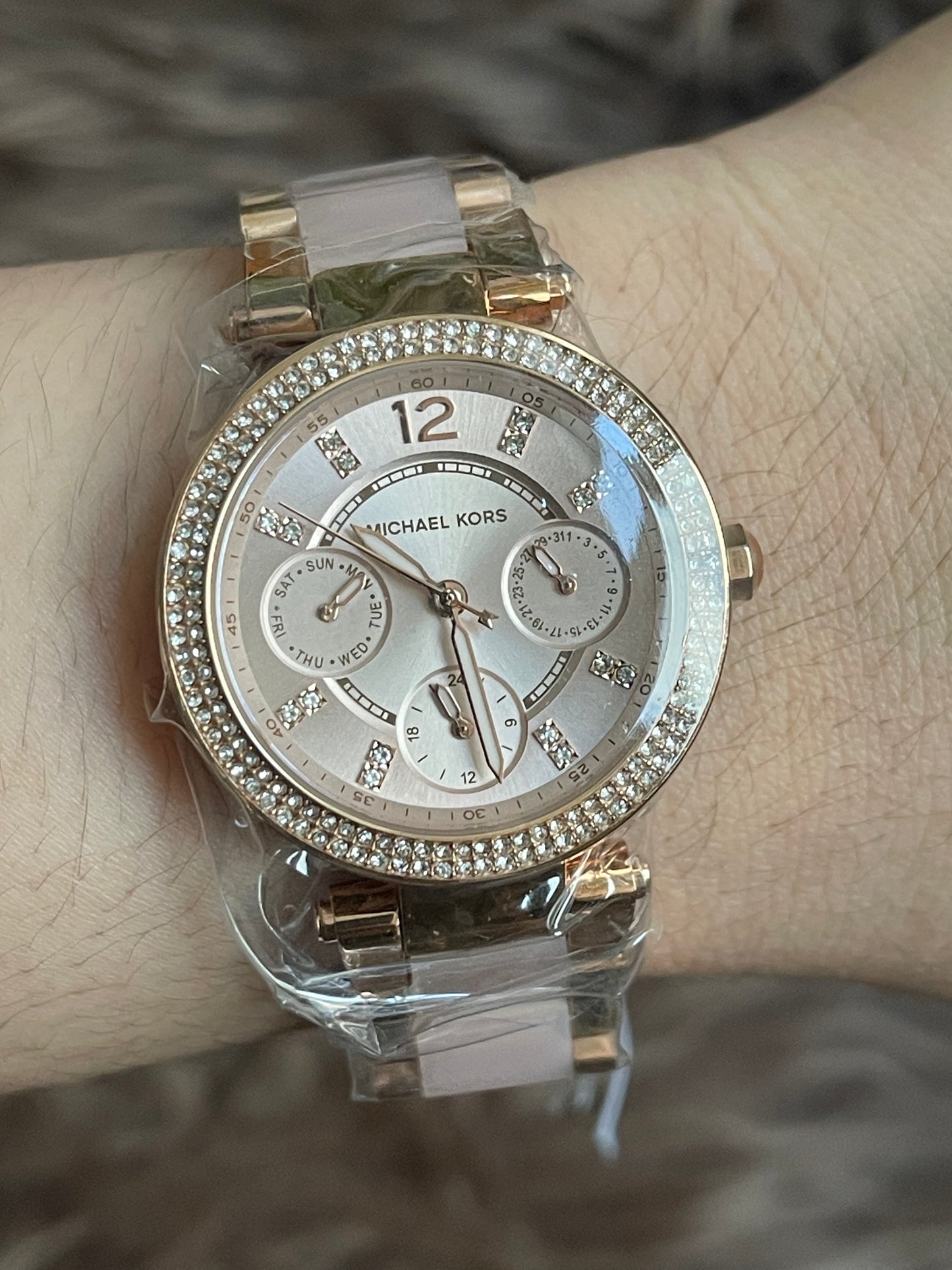 Unused Preloved Michael Kors MK6110 Mini Parker Ladies Rose Gold Stainless Chrono Watch.