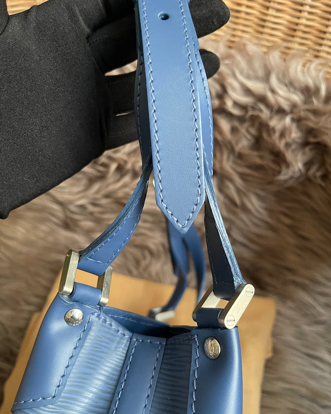 Preloved Louis Vuitton Mandara PM – Myrtille Blue