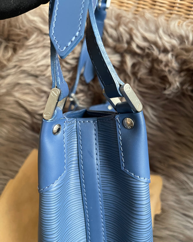 Preloved Louis Vuitton Mandara PM – Myrtille Blue