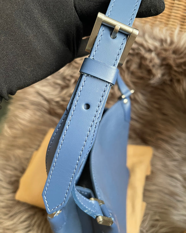 Preloved Louis Vuitton Mandara PM – Myrtille Blue